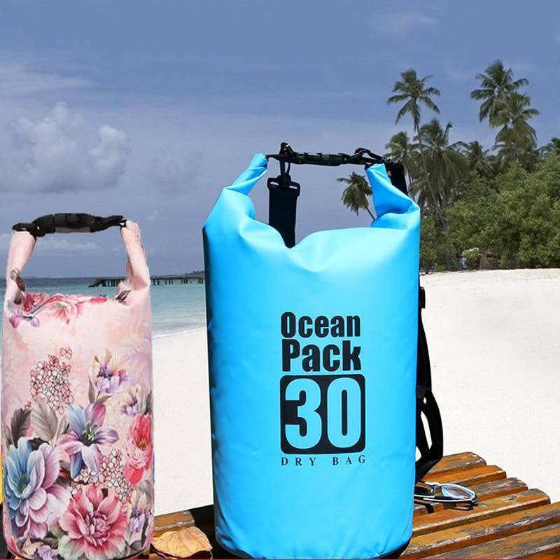 Outdoor Waterproof Dry Bag in sizes 5L, 10L, 20L for dry storage21
